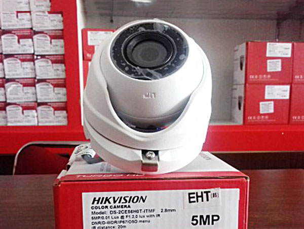 DS-2CE56H0T-ITMF có thiết kế nhỏ gọn, tinh tế