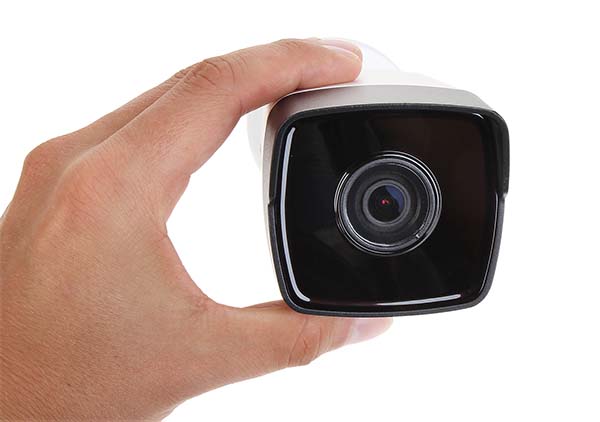 Camera Hikvision DS-2CD1001-I có ống kính 4mm (đặt hàng 2.8mm, 6mm)