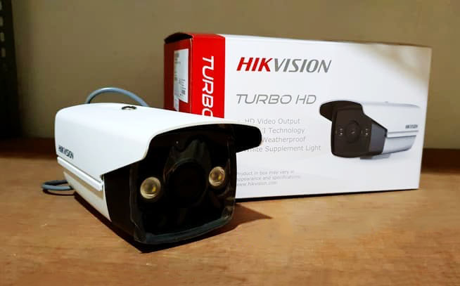 Camera Hikvison DS-2CE16D0T-WL5 HDTVI 2MP có màu 24/24