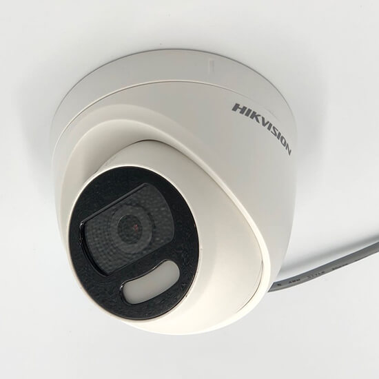 Camera quan sát Hikvision DS-2CE72DFT-PIRXOF tích hợp âm thanh và ánh sáng báo động