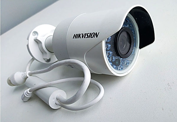 Camera IP Thân Ống mini 1.3MP Hikvision DS-2CD2010F-IW chuyên dụng cho không gian rộng lớn