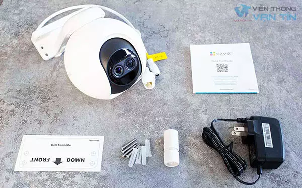 Mở hộp trọn bọ Camera Ezviz C8PF