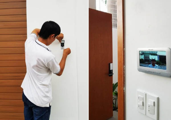 Chuông Cửa Và Màn Hình Lắp Đặt Sai Vị Trí